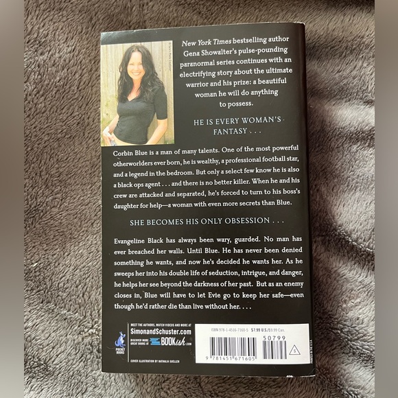 5 Paperbacks - Picture 10 of 10